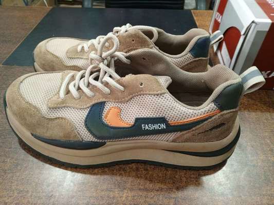 কেনা Khaki Suede Industrial Safety Shoes with Anti-smashing Steel Toe and Bulletproof Kevlar Mid Sole online manufacture